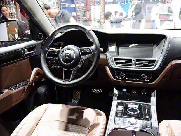 众泰汽车 众泰T600 2016款 运动版 2.0T 自动旗舰型 众泰汽车 众泰T600 2016款 运动版 2.0T 自动旗舰型