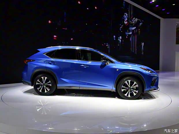 雷克萨斯 雷克萨斯NX 2017款 300 F SPORT