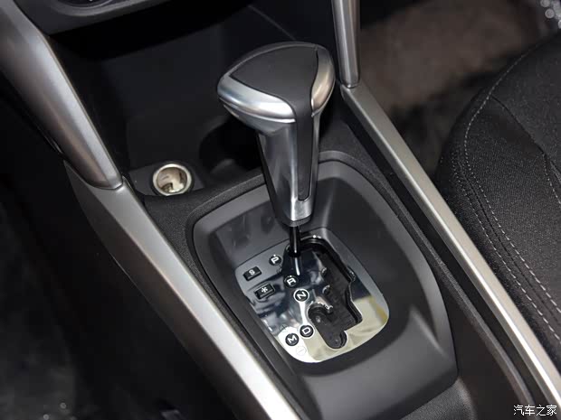 東風雪鐵龍 雪鐵龍C3-XR 2015款 1.6L 自動時尚型