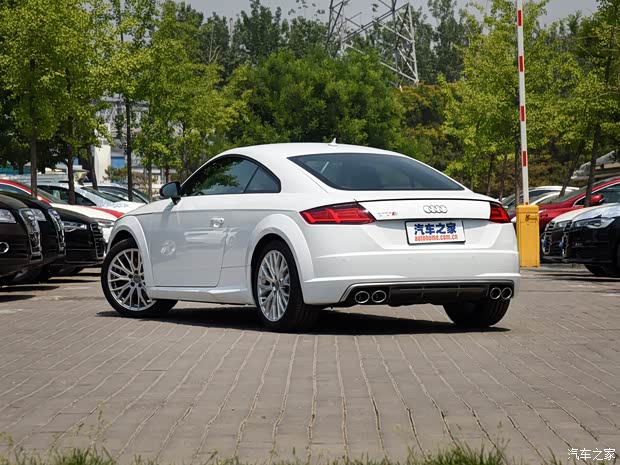 奥迪(进口) 奥迪TTS 2017款 TTS Coupe 2.0TFSI quattro