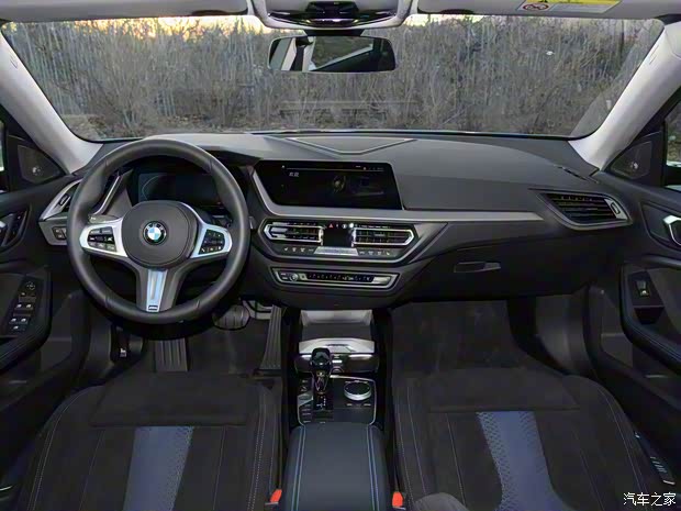 宝马(进口) 宝马2系 2021款 225i 四门轿跑车 M运动曜夜套装Pro 宝马(进口) 宝马2系 2021款 225i 四门轿跑车 M运动曜夜套装Pro