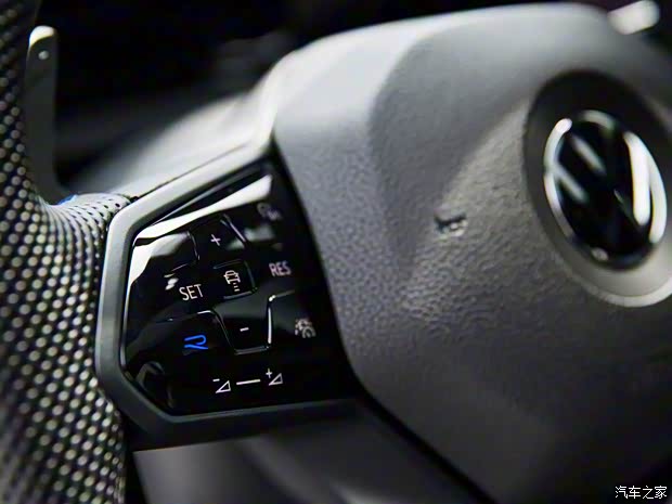 大众(进口) 高尔夫(进口) 2021款 2.0TSI R