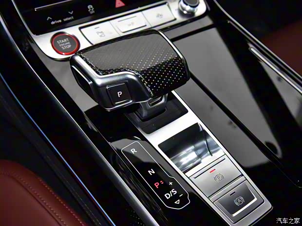 奧迪(進(jìn)口) 奧迪S8 2021款 S8L 4.0TFSI quattro