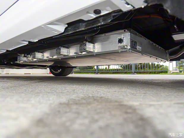 比亚迪 秦PLUS 2021款 DM 基本型