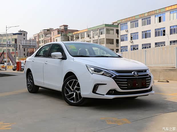 比亞迪 秦 2017款 1.5T 秦100