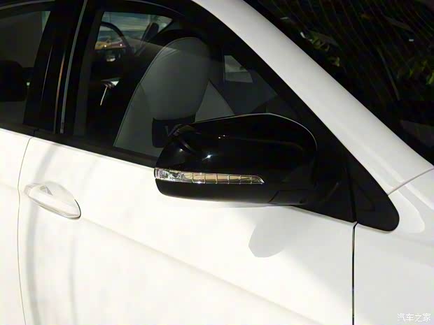 东南汽车 V5菱致 2017款 1.5L 手动新贵型