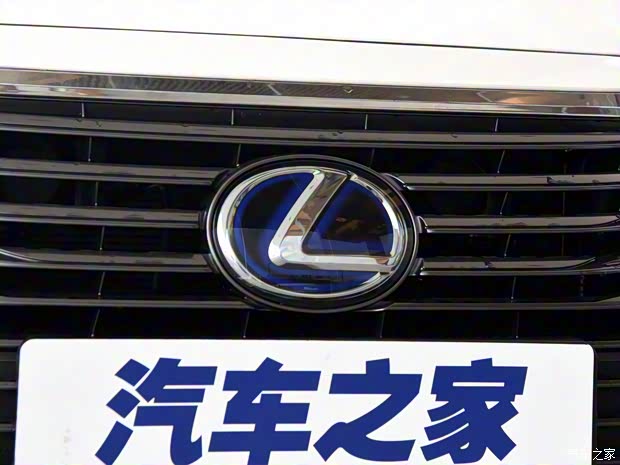 雷克薩斯 雷克薩斯ES 2015款 300h 舒適版