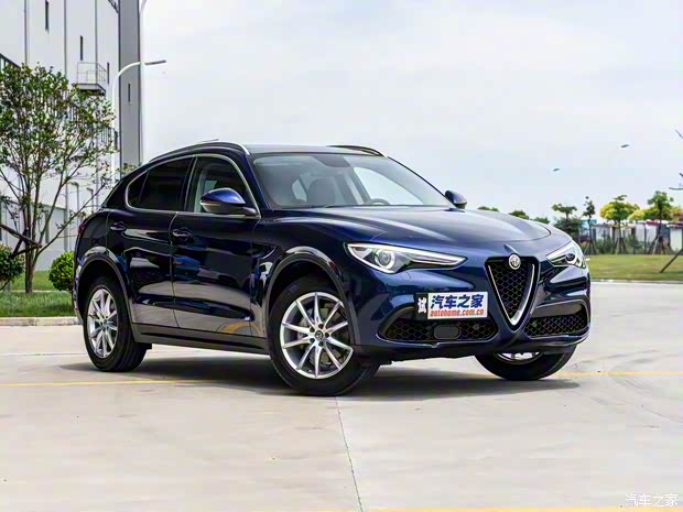 阿尔法·罗密欧 Stelvio 2017款 2.0T 200HP 豪华版