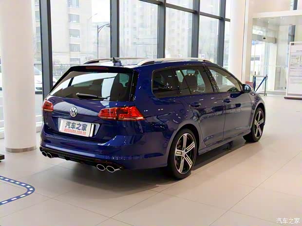 大众(进口) 高尔夫(进口) 2016款 2.0TSI R 旅行版 大众(进口) 高尔夫(进口) 2016款 2.0TSI R 旅行版