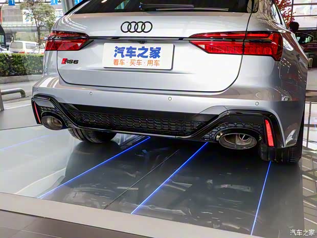 Audi Sport 奧迪RS 6 2021款 RS 6 4.0T Avant 尊享版