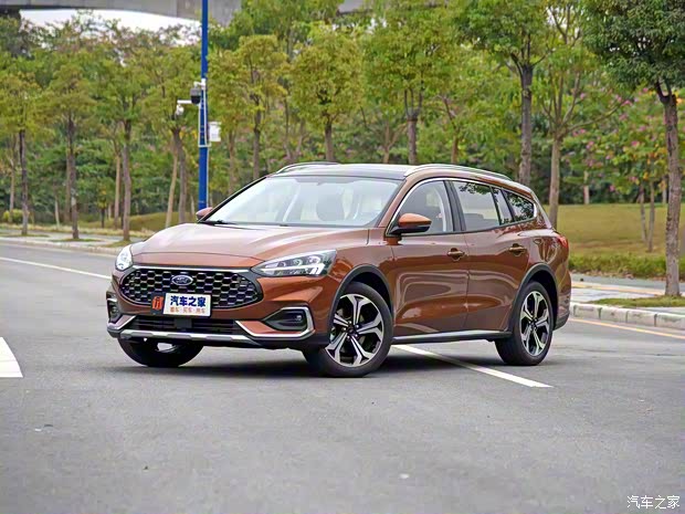 长安福特 福克斯 2021款 猎装版 EcoBoost 180 自动猎潮型 长安福特 福克斯 2021款 猎装版 EcoBoost 180 自动猎潮型