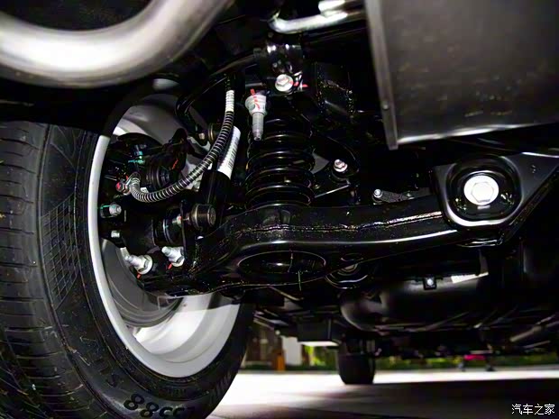 众泰汽车 众泰T700 2017款 1.8T 双离合尊贵型贺岁版