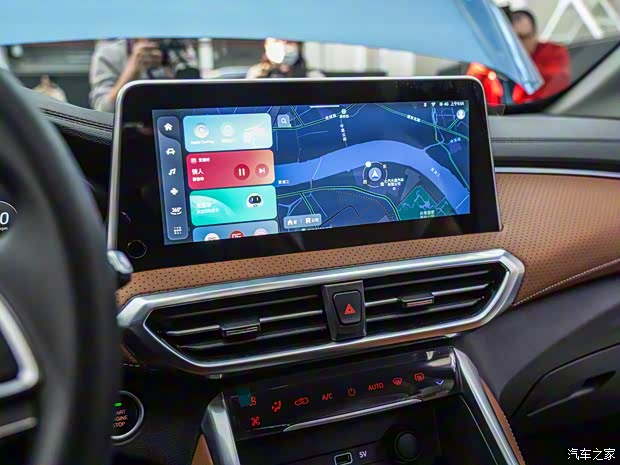 上汽大通 上汽大通MAXUS G50 2021款 PLUS 基本型