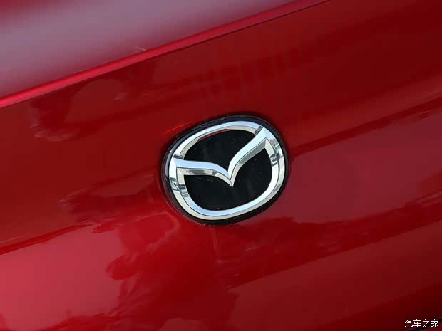 长安马自达 马自达3 昂克赛拉 2021款 2.0L 自动质雅版 长安马自达 马自达3 昂克赛拉 2021款 2.0L 自动质雅版