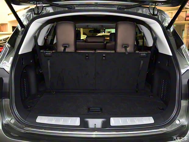 英菲尼迪(進(jìn)口) 英菲尼迪QX60 2016款 2.5T Hybrid 四驅(qū)全能版