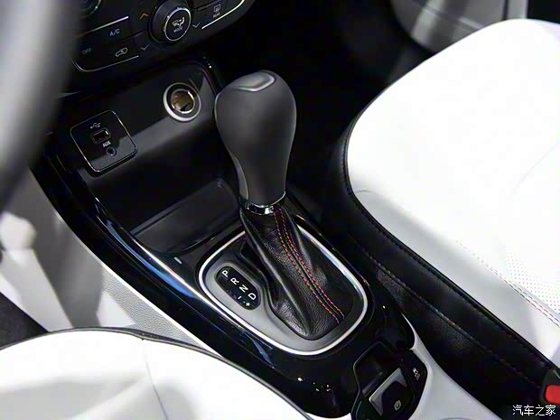 广汽菲克Jeep 指南者 2017款 200T 自动臻享版