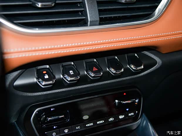 上汽通用五菱 宝骏510 2017款 1.5L 手动豪华型