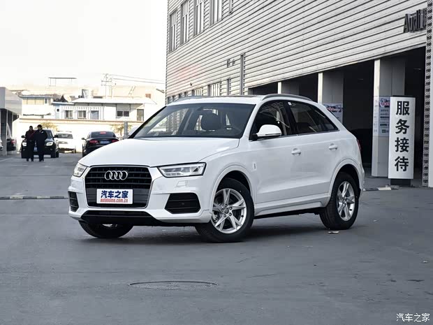 一汽-大众奥迪 奥迪Q3 2018款 30周年年型 35 TFSI 时尚型