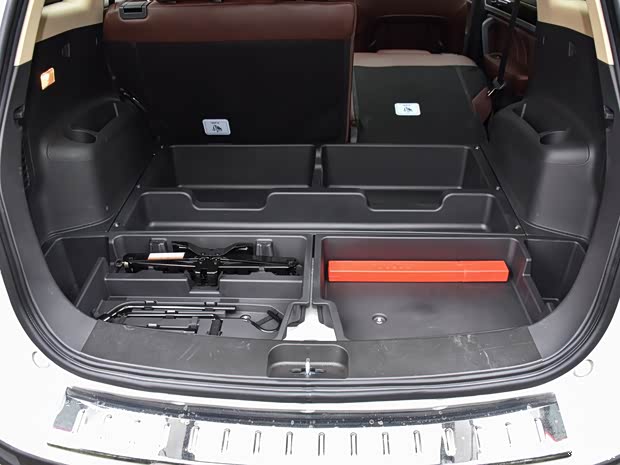 野马汽车 野马T70 2017款 T70S 运动版 1.8T CVT旗舰型