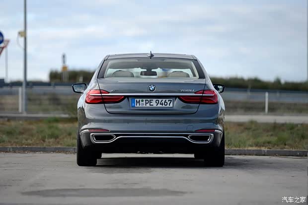 寶馬(進(jìn)口) 寶馬7系 2016款 750Li xDrive