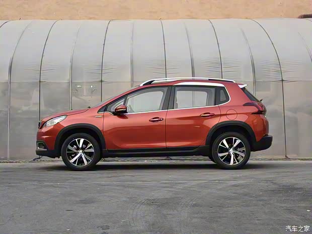 东风标致 标致2008 2018款 230THP 自动豪华版 东风标致 标致2008 2018款 230THP 自动豪华版