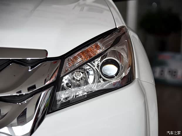 江西五十铃 五十铃mu-X 2015款 2.5T 两驱自动畅游型 7座