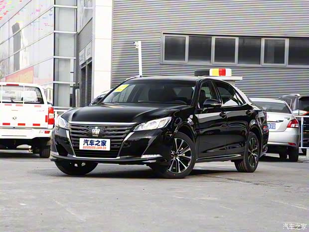 一汽豐田 皇冠 2018款 2.0T 時(shí)尚版