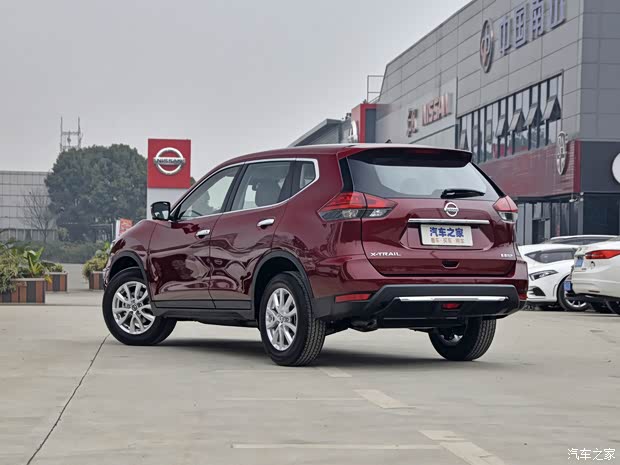 东风日产 奇骏 2021款 2.0L CVT 2WD XL Premium尊享纪念版 东风日产 奇骏 2021款 2.0L CVT 2WD XL Premium尊享纪念版