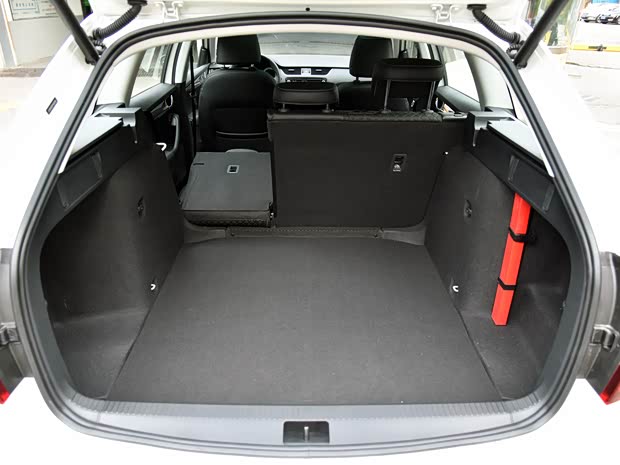 上汽斯柯达 明锐 2018款 旅行版 TSI280 DSG基本型