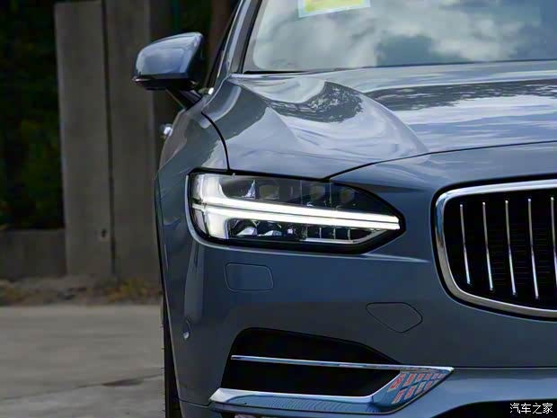 沃爾沃(進(jìn)口) 沃爾沃S90 2016款 2.0T T6 AWD智尊版