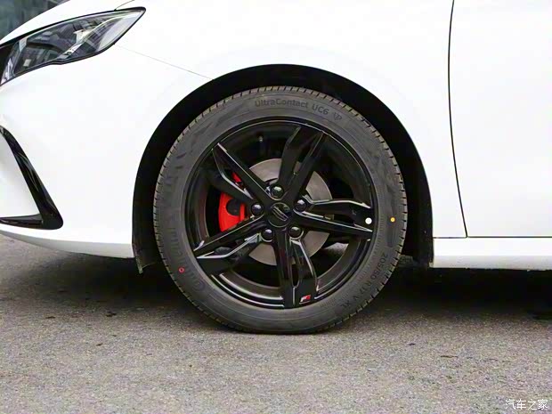 吉利汽车 缤瑞 2021款 1.4T CVT F-TYPE运动版