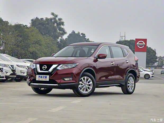 東風(fēng)日產(chǎn) 奇駿 2021款 2.0L CVT 2WD XL Premium尊享紀(jì)念版