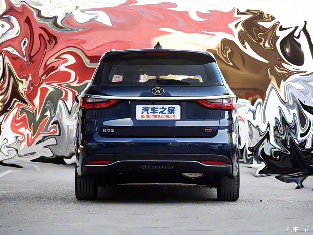 比亞迪 宋MAX 2017款 基本型