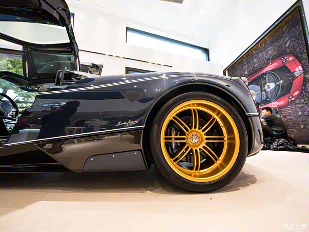 帕加尼 Huayra 2016款 Dinastia 特別版