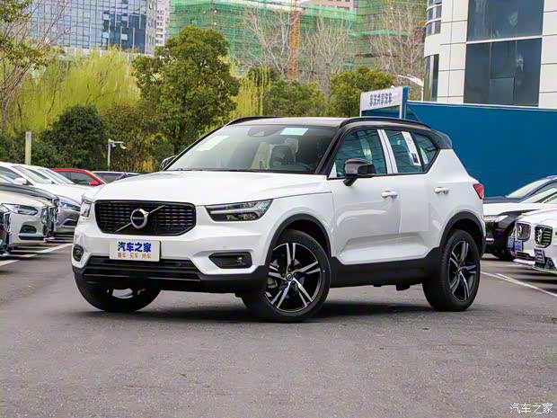 沃尔沃亚太 沃尔沃XC40 2021款 T4 四驱智雅运动版 沃尔沃亚太 沃尔沃XC40 2021款 T4 四驱智雅运动版