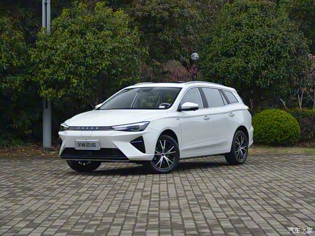 上汽集团 荣威Ei5 2021款 500 倾城版 上汽集团 荣威Ei5 2021款 500 倾城版