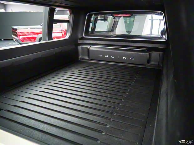 上汽通用五菱 五菱征途 2021款 越境征途版