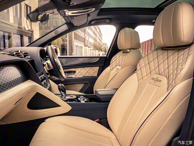 賓利 添越PHEV 2021款 3.0T PHEV First Edition 限量版