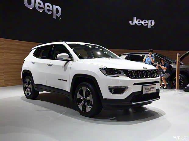 廣汽菲克Jeep 指南者 2017款 200T 臻享版