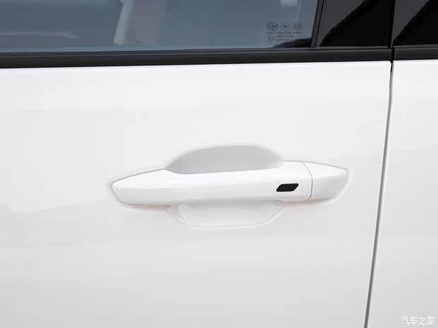 一汽奔腾 奔腾T55 2021款 中配