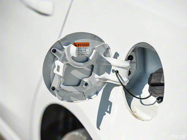 上汽集团 荣威360 2015款 1.5L 手动豪华版