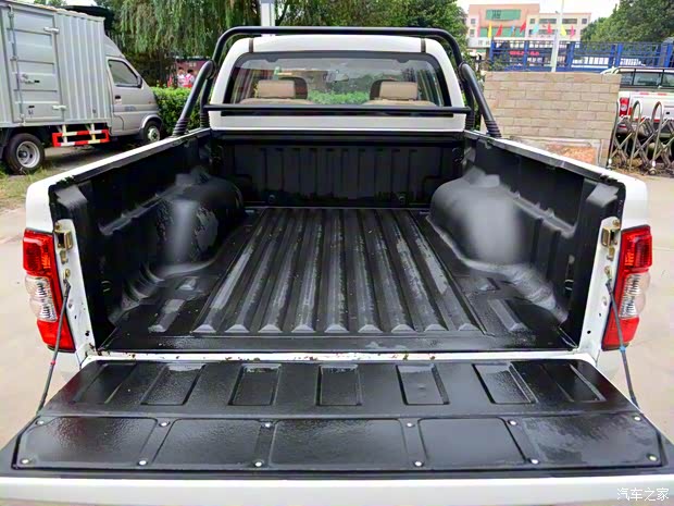 江淮汽車 瑞鈴 2015款 2.5T V5 限量版 兩驅(qū)大雙排4B2-95C43