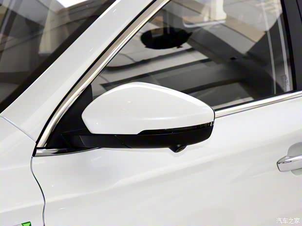 上汽集团 荣威Ei5 2021款 基本型