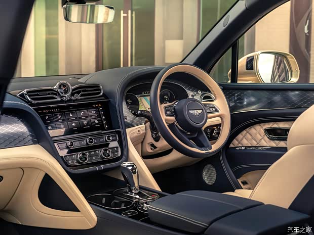 賓利 添越PHEV 2021款 3.0T PHEV First Edition 限量版