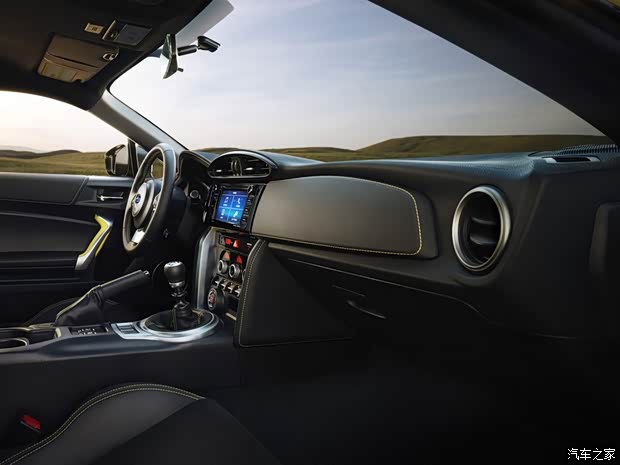 斯巴魯 斯巴魯BRZ 2017款 2.0i 手動(dòng)type-RS黃色特裝版