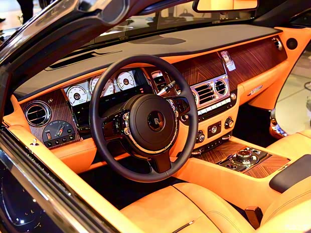 劳斯莱斯 曜影 2015款 基本型