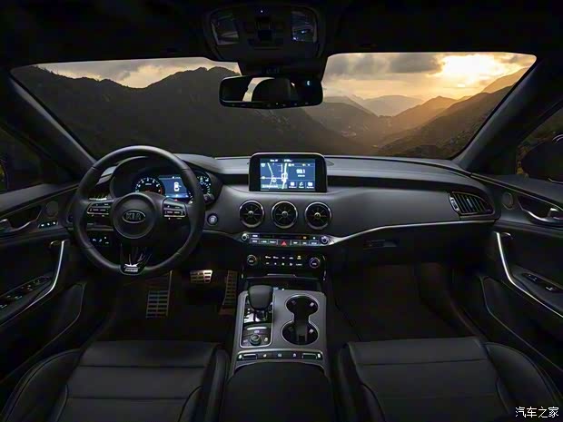 起亞(進口) 斯汀格 2018款 基本型