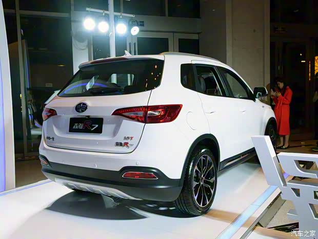 一汽吉林 森雅R7 2017款 智能網(wǎng)聯(lián)版 1.5T 手動智擎型