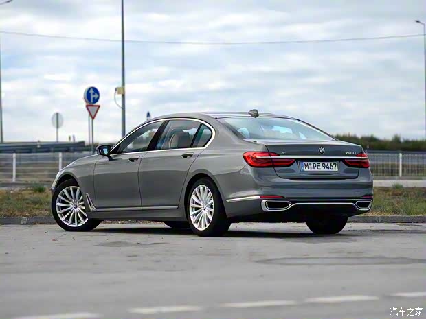 寶馬(進(jìn)口) 寶馬7系 2016款 750Li xDrive