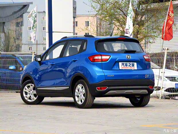 长安汽车 长安CS15 2016款 1.5L 手动时尚版 长安汽车 长安CS15 2016款 1.5L 手动时尚版